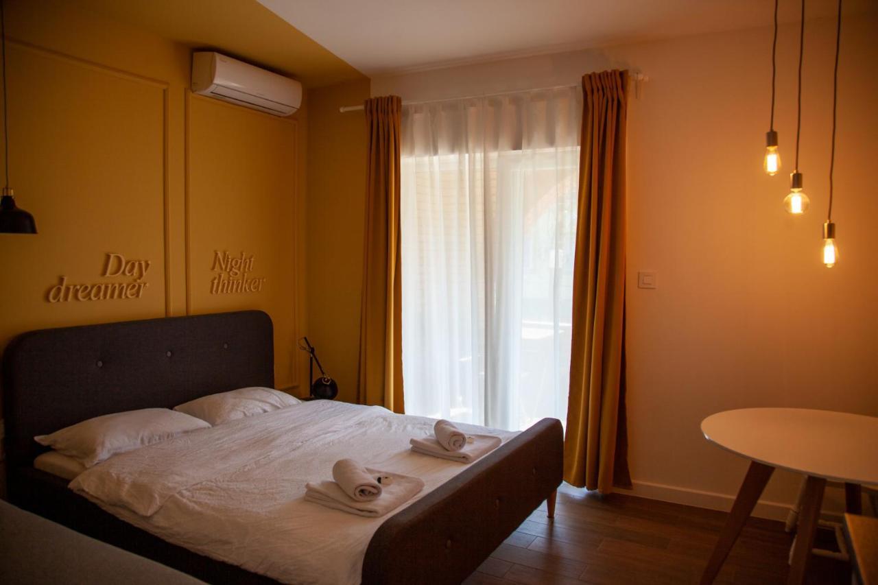 Moms House Hotel Golubac Eksteriør billede